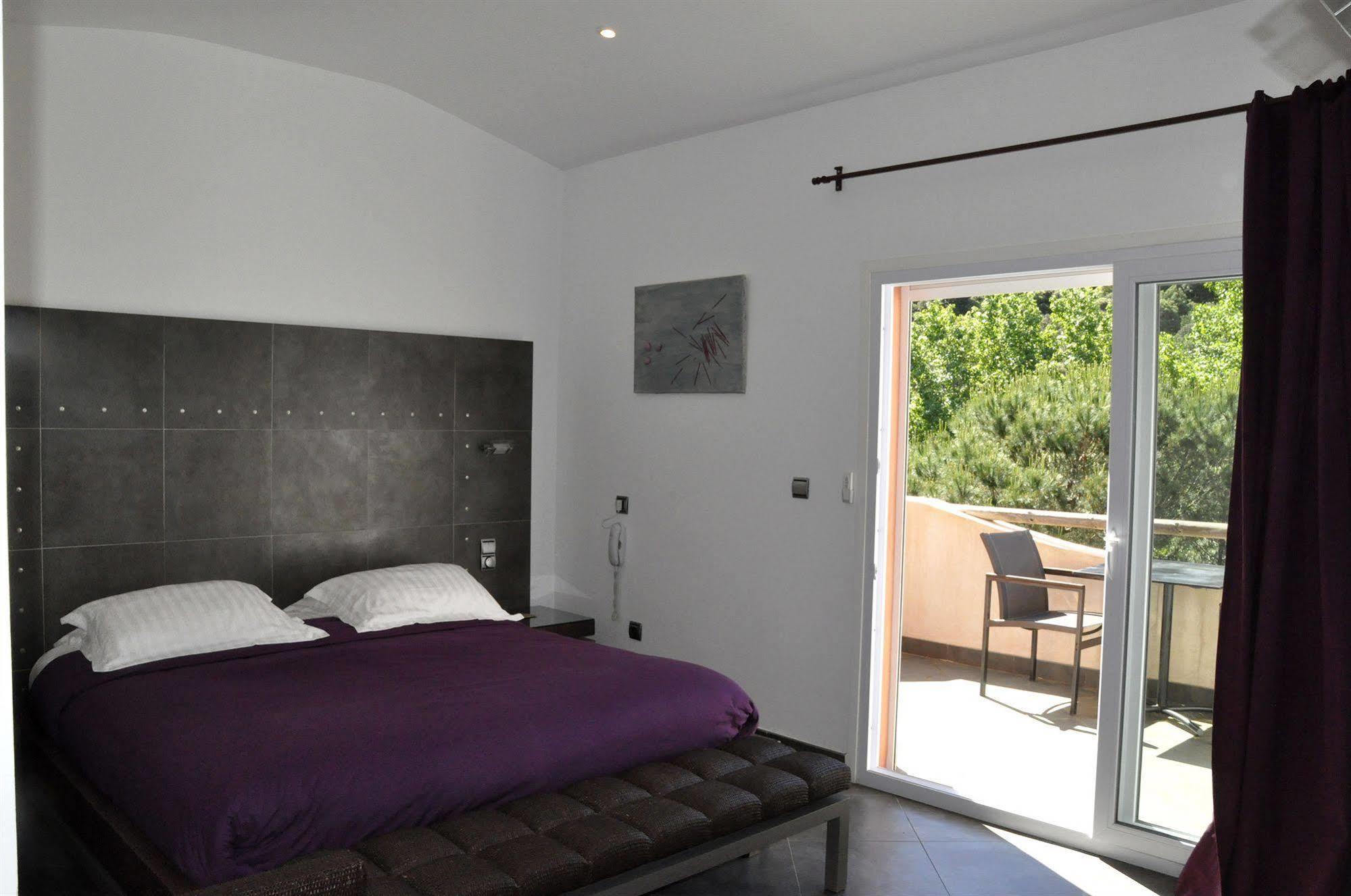 Private Hotel - Adult Only Porto-Vecchio  Eksteriør billede