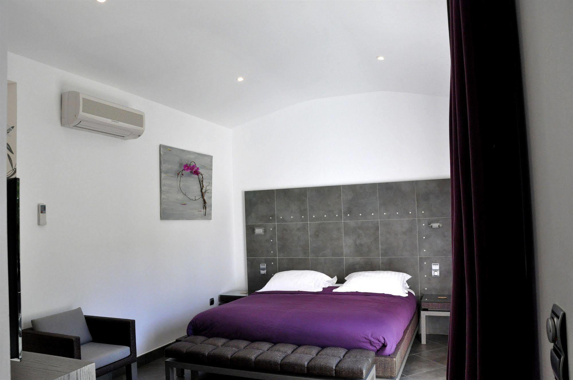 Private Hotel - Adult Only Porto-Vecchio  Eksteriør billede